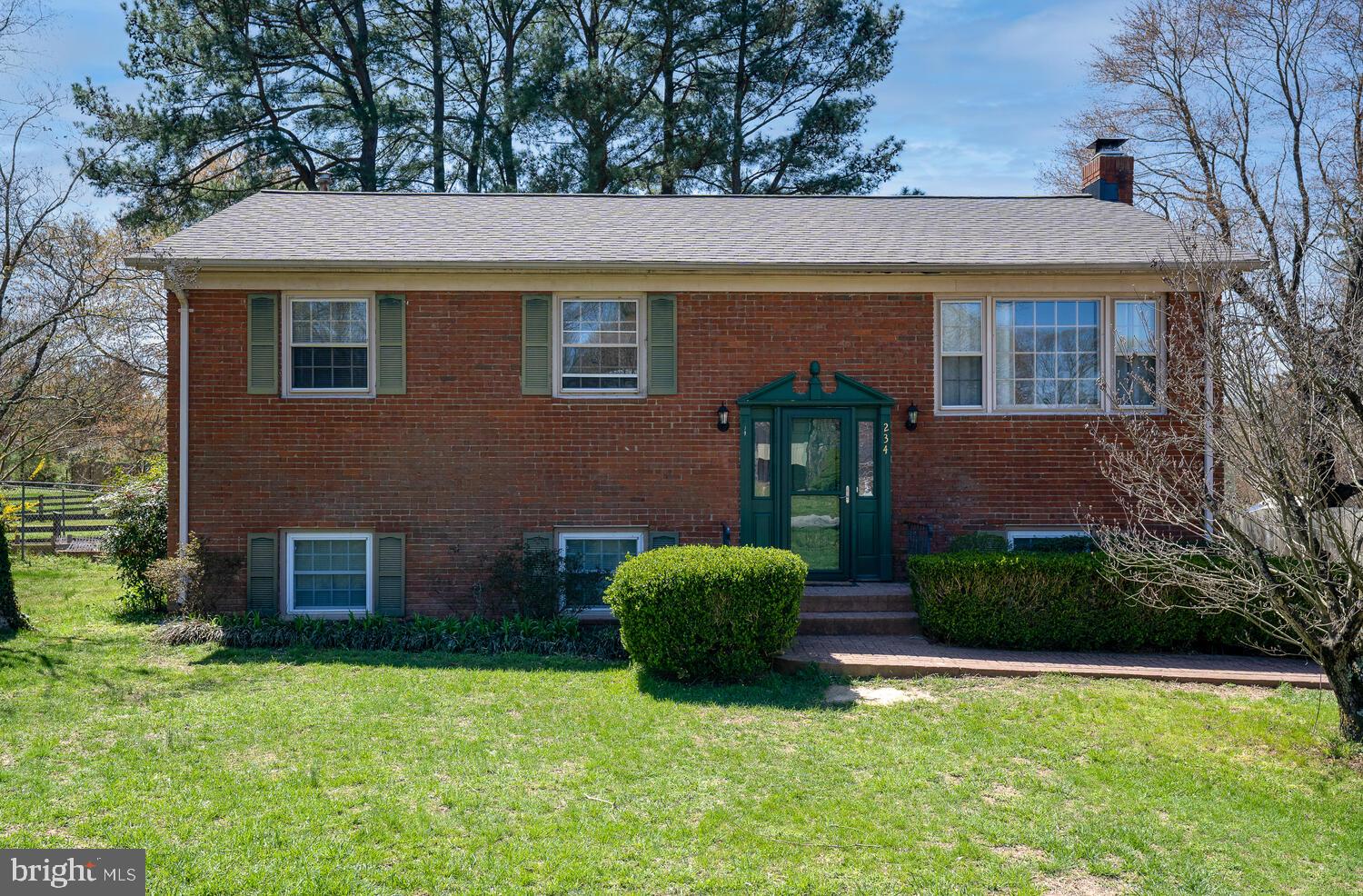 234 North Randolph Road Fredericksburg, VA 22405 - Photo 3 of 52