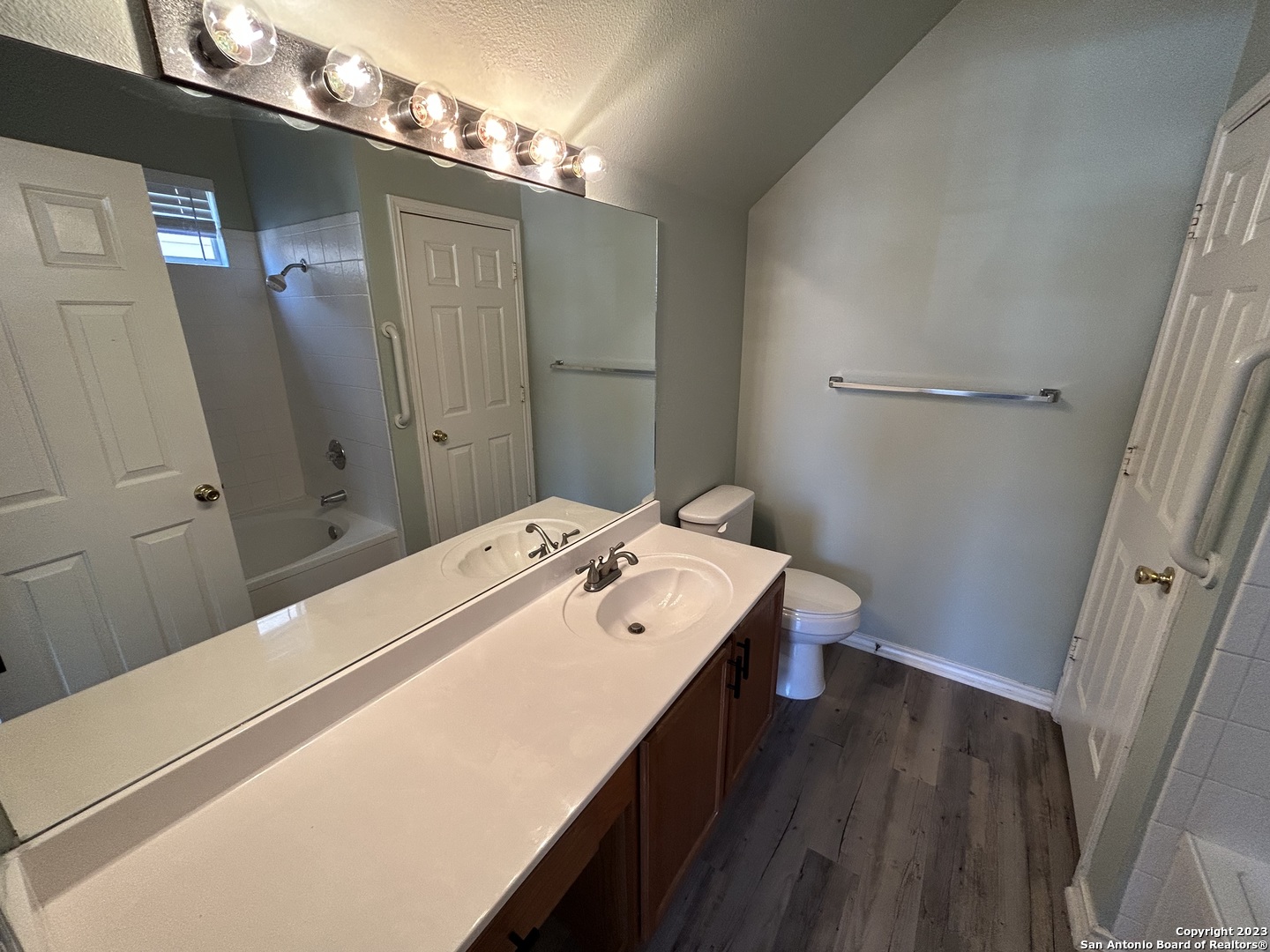 166 Red Hawk Ridge San Antonio, TX 78258 - Photo 16 of 35