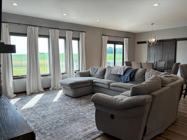 $675,000 | 1145 Horatio Street, Fairmont, MN 56031