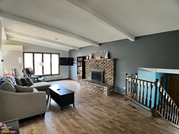$434,900 | 203 Douglas Drive, Buffalo, MN 55313