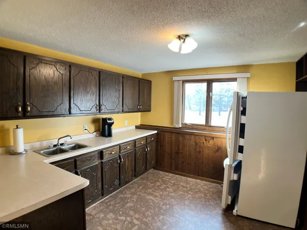 $434,900 | 203 Douglas Drive, Buffalo, MN 55313