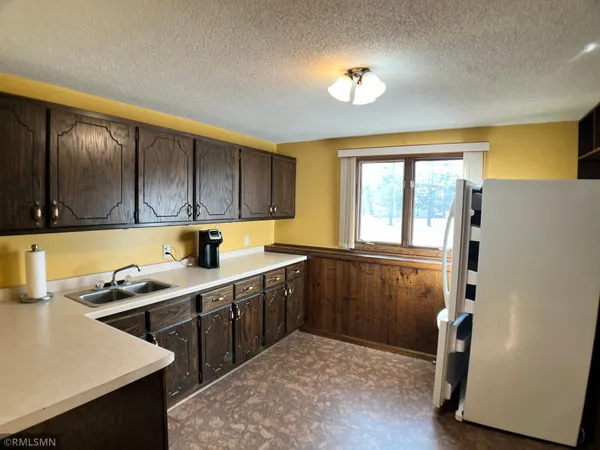 $434,900 | 203 Douglas Drive, Buffalo, MN 55313