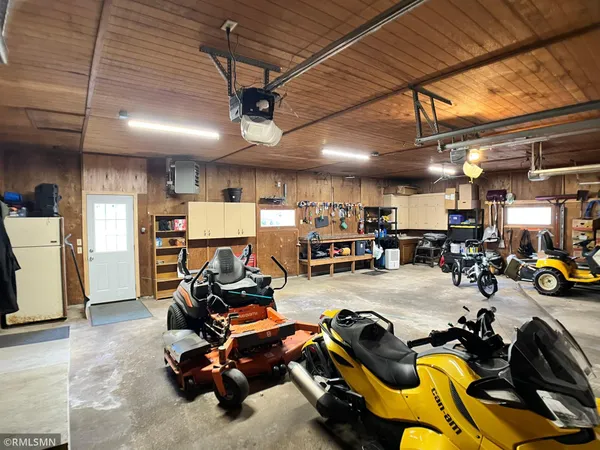 $434,900 | 203 Douglas Drive, Buffalo, MN 55313