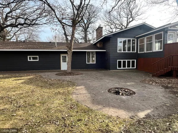 $434,900 | 203 Douglas Drive, Buffalo, MN 55313