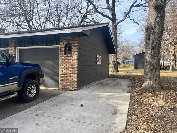 $434,900 | 203 Douglas Drive, Buffalo, MN 55313