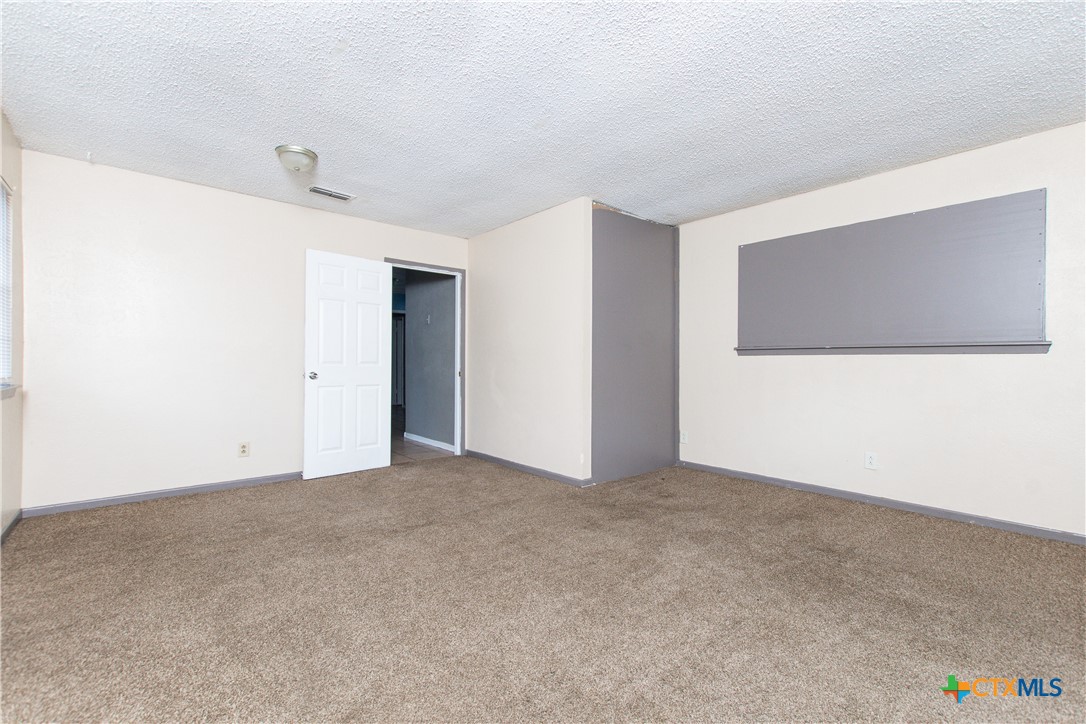 1520 McCarthy Avenue Killeen, TX 76549 - Photo 10 of 23 a view of an empty room