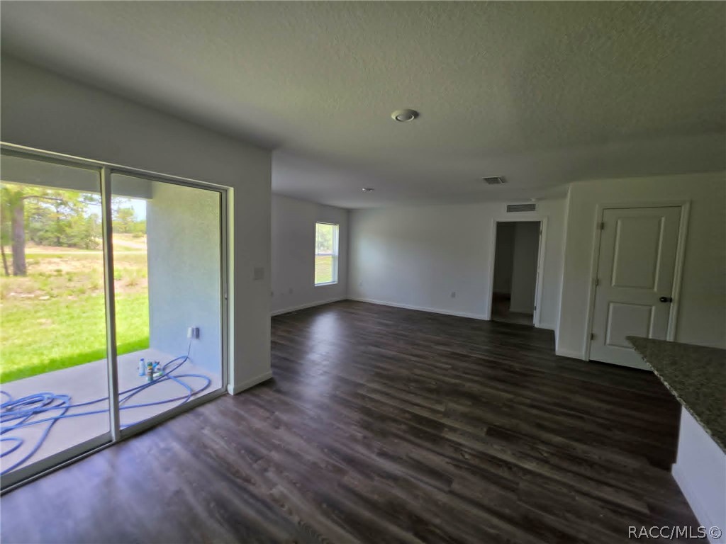 6871 North Pavilion Loop Citrus Springs, FL 34433 - Photo 4 of 18