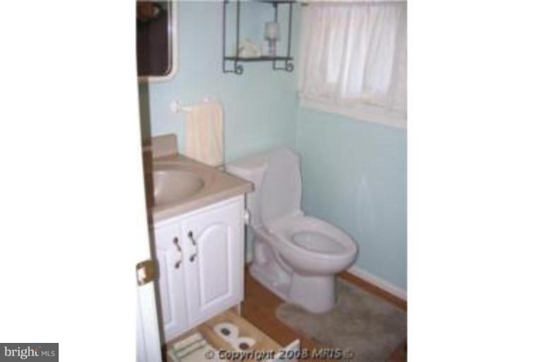 8105 Counselor Road Manassas, VA 20112 - Photo 14 of 26 Half Bath 1