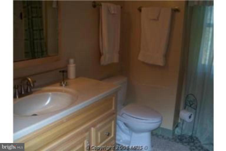 8105 Counselor Road Manassas, VA 20112 - Photo 4 of 26 Bath #2