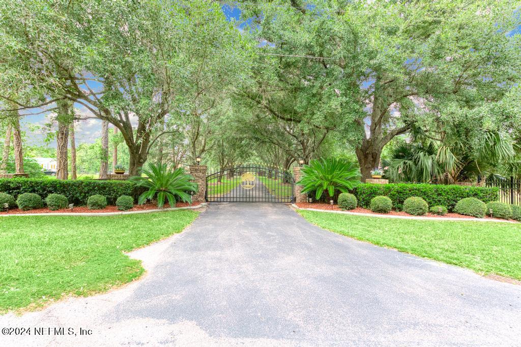 43201 Mossy Branch Callahan, FL 32011 - Photo 1 of 148 ENTRANCE TO SPECTACULAR 40 ACRE ESTATE