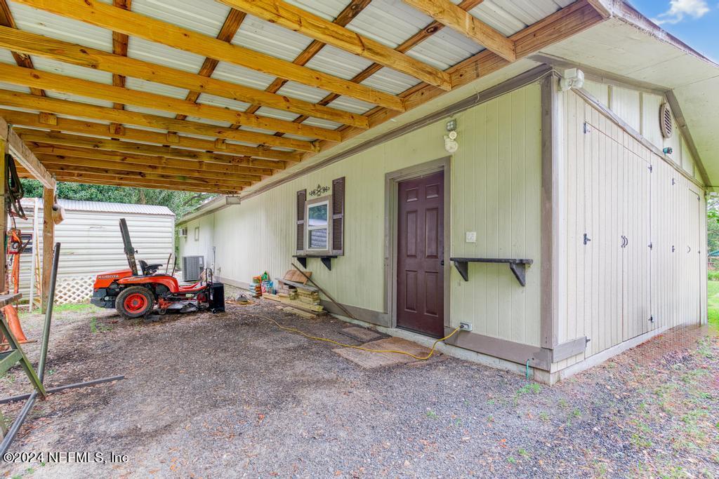 43201 Mossy Branch Callahan, FL 32011 - Photo 45 of 148 GARAGE