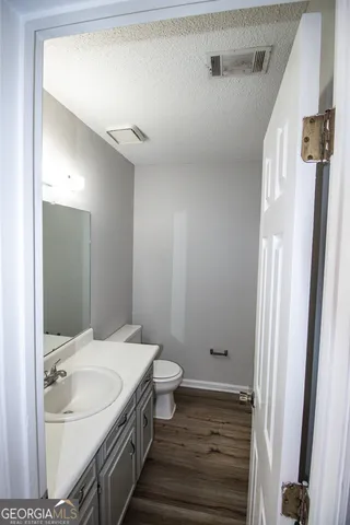 $900 | 140 Lanier Drive, Unit 142, Statesboro, GA 30458