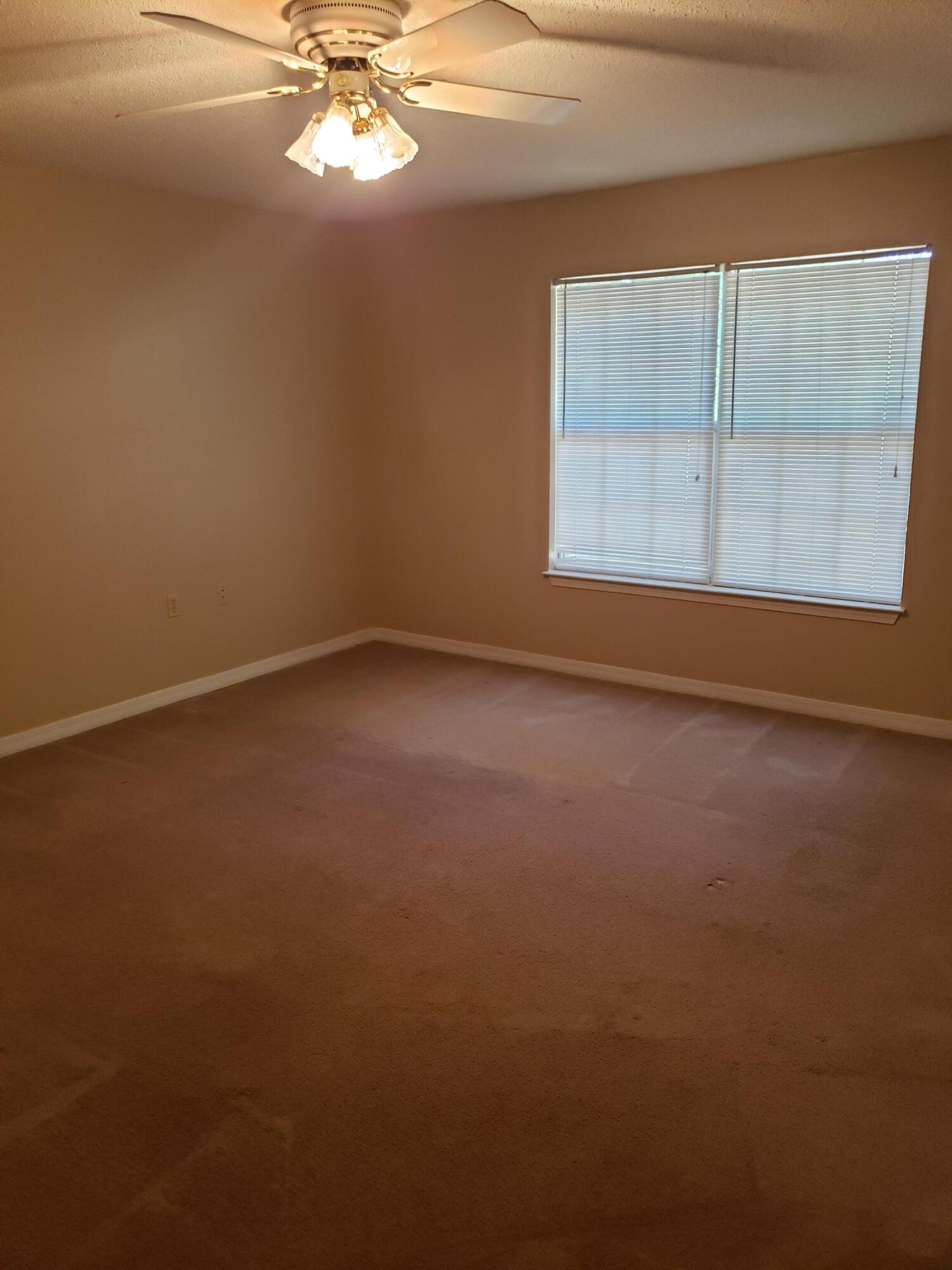 108 Chippewa Trail Crestview, FL 32536 - Photo 6 of 19 20200415_140757