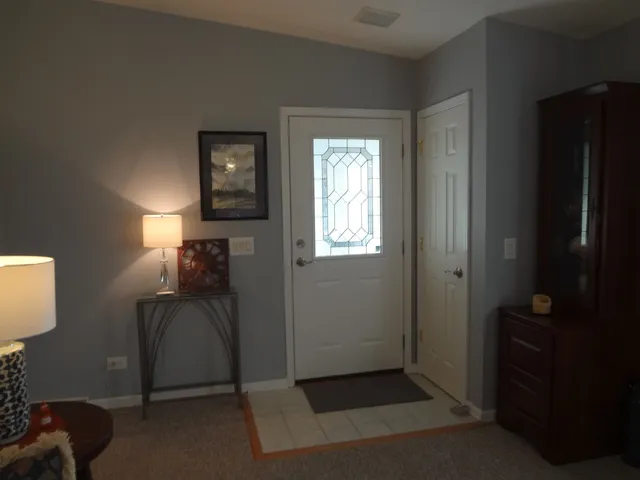 a view of entryway with window