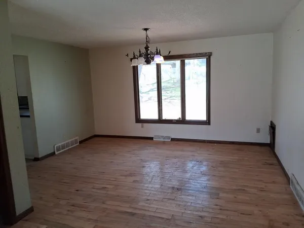 $250,000 | 1919 Summit Drive, St. Cloud, MN 56303