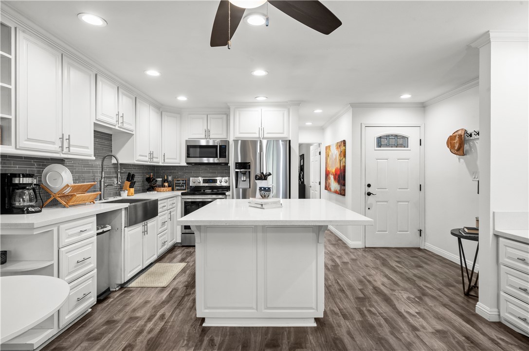 7890 East Spring Street, Unit 17I Long Beach, CA 90815 - Photo 6 of 24