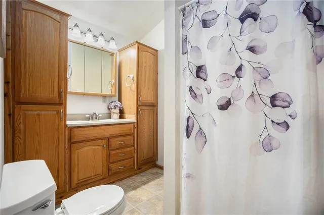 $795,000 | 6998 Lyman Road, Mound City, KS 66056