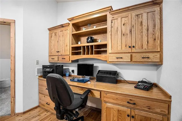 $795,000 | 6998 Lyman Road, Mound City, KS 66056