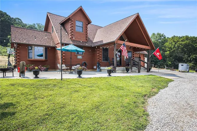 $795,000 | 6998 Lyman Road, Mound City, KS 66056