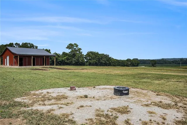 $795,000 | 6998 Lyman Road, Mound City, KS 66056