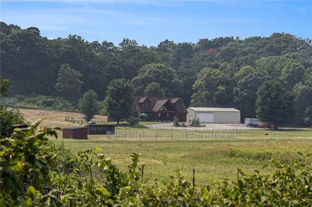 $795,000 | 6998 Lyman Road, Mound City, KS 66056