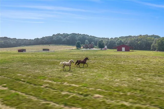 $795,000 | 6998 Lyman Road, Mound City, KS 66056