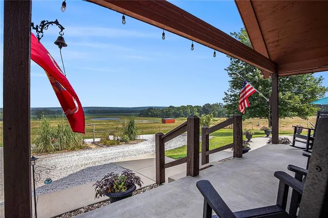 $795,000 | 6998 Lyman Road, Mound City, KS 66056