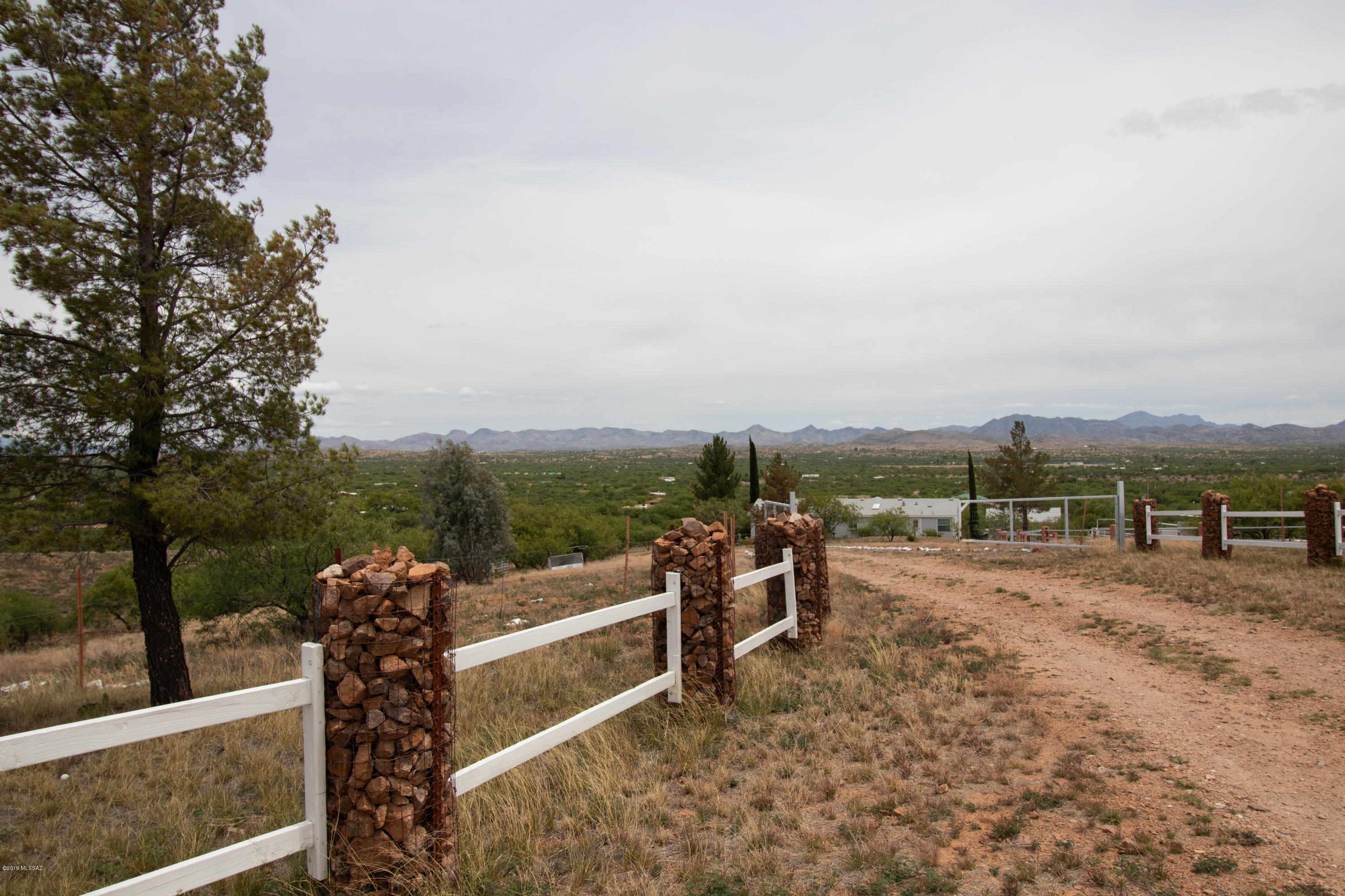 16455 West Arivaca Road Arivaca, AZ 85601 - Photo 30 of 32
