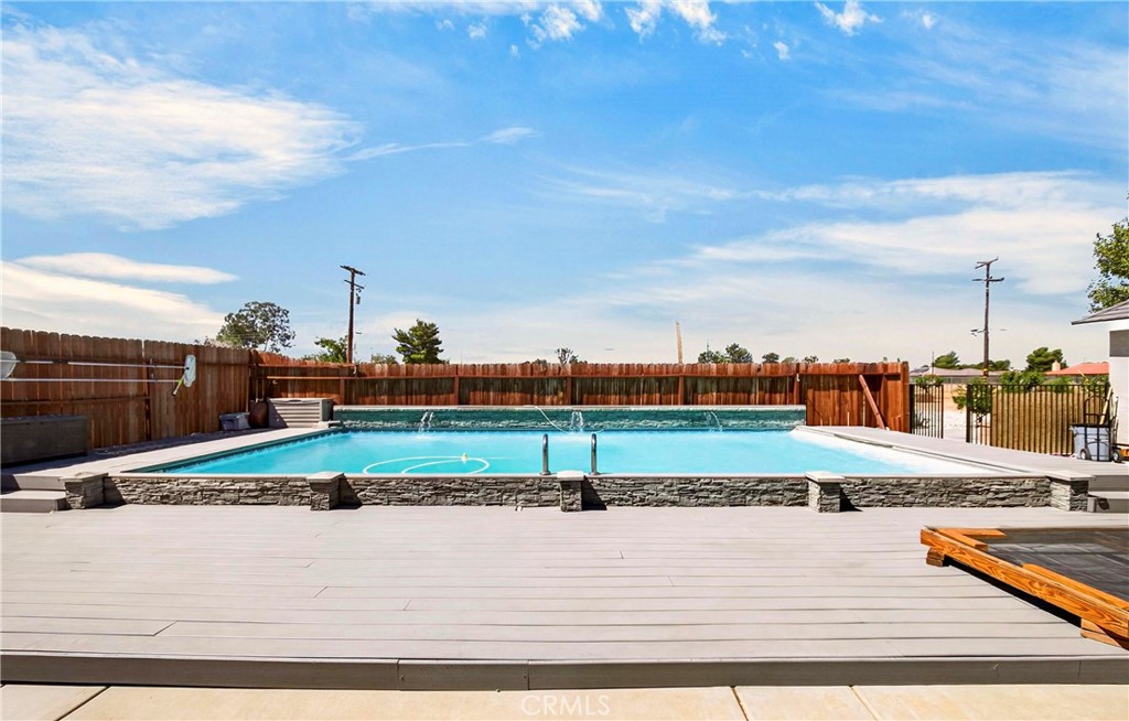 21031 Rancherias Road Apple Valley, CA 92307 - Photo 6 of 39 Gallery Image 6