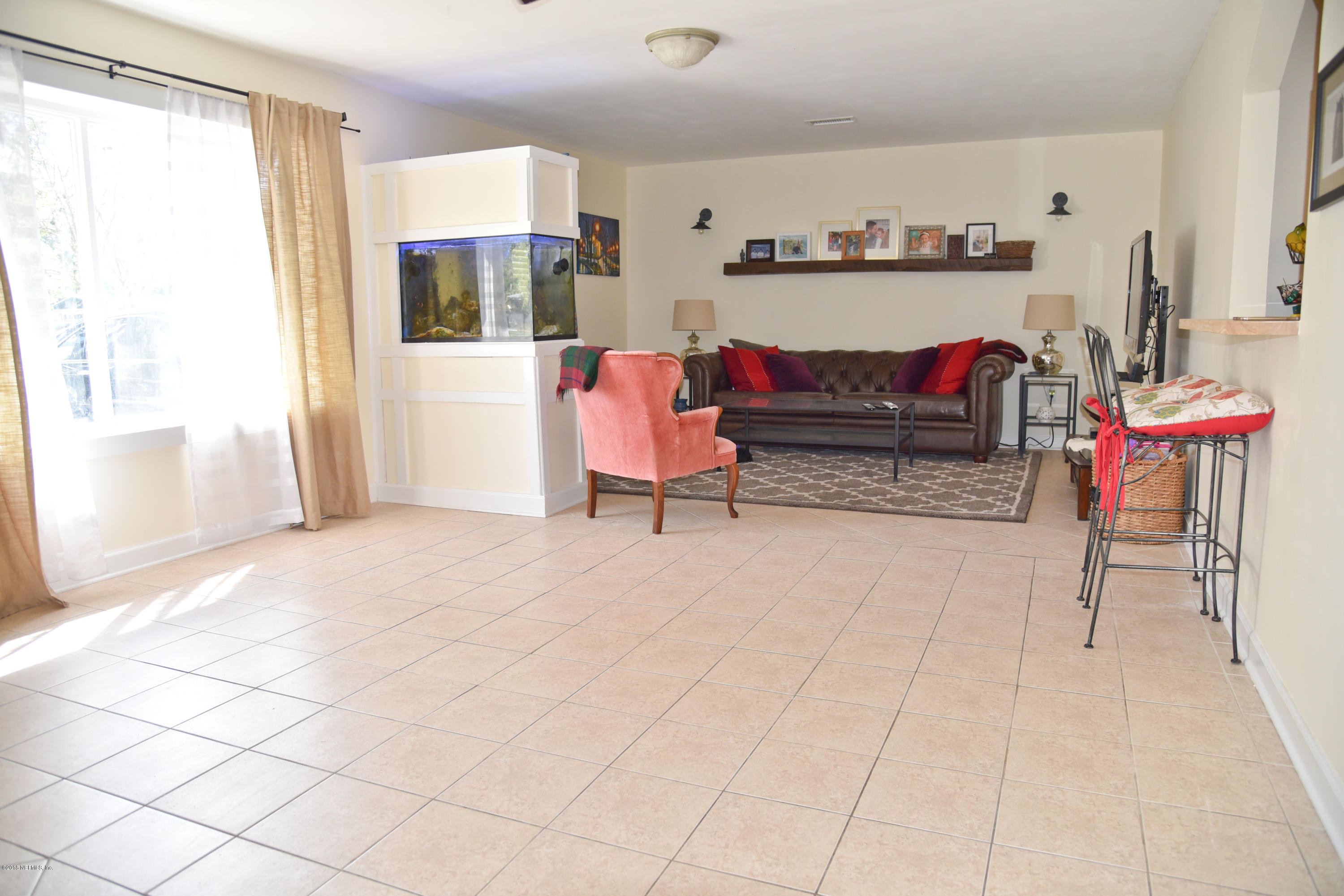 6223 Shetland Road Jacksonville, FL 32277 - Photo 4 of 26 DSC_0037