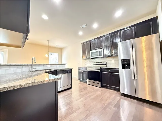 $2,100 | 1739 Charcoal Ives Road, Lawrenceville, GA 30045