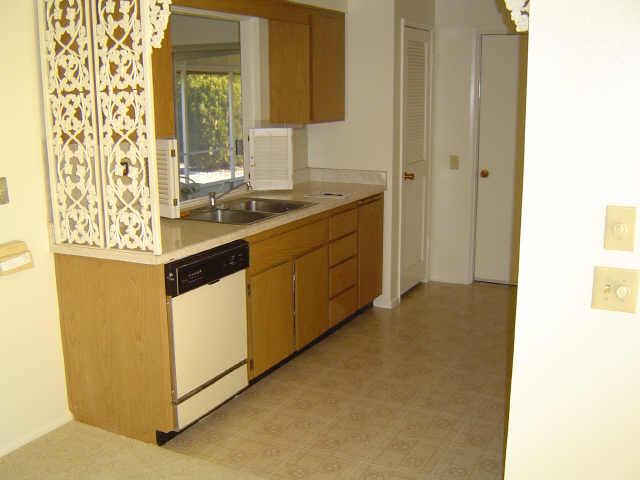 11042 West Oak Ridge Road Sun City, AZ 85351 - Photo 2 of 4 Additional Photo
