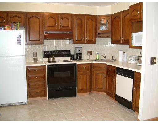 25 Robin Road Northbridge, MA 01534 - Photo 4 of 10 Gallery Image 4