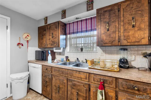 $224,900 | 864 Strawberry Lane, Jackson, MO 63755