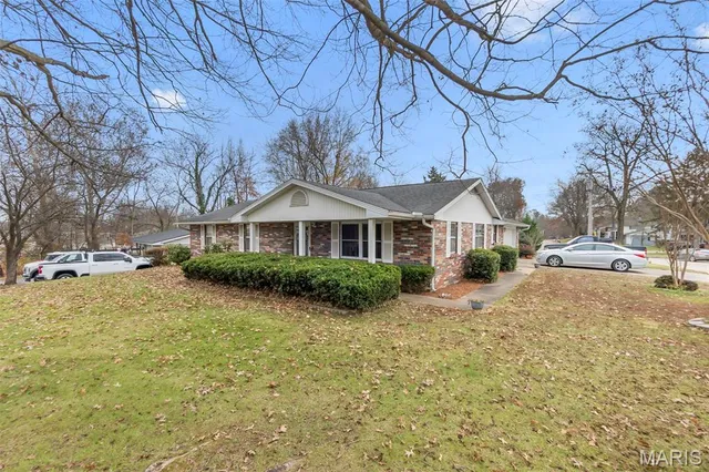 $224,900 | 864 Strawberry Lane, Jackson, MO 63755