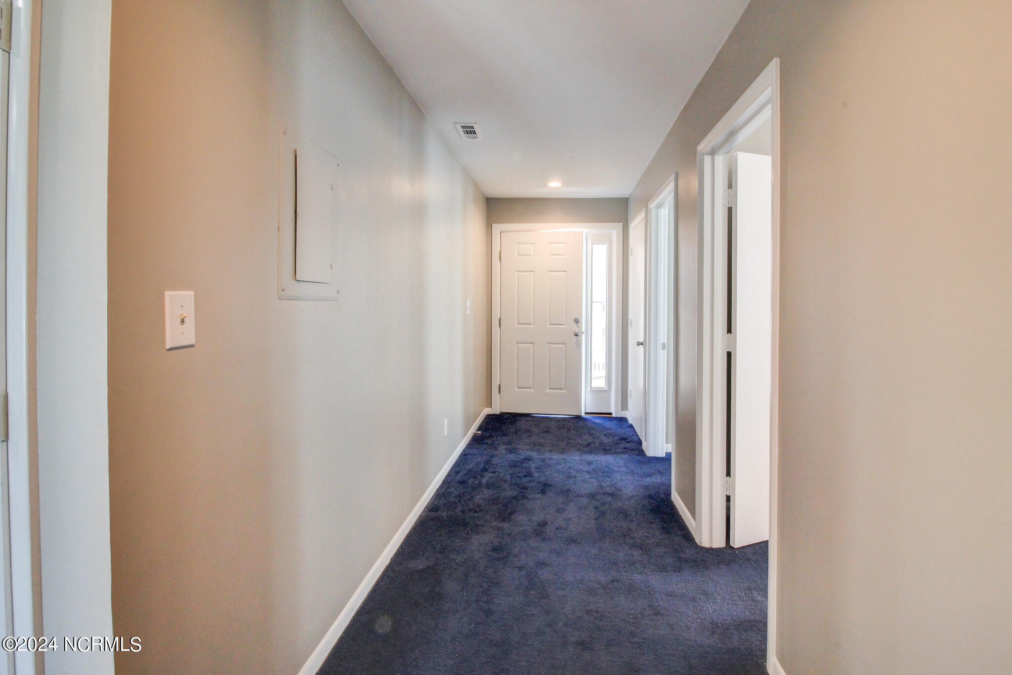 855 Salter Path Road, Unit 304 Indian Beach, NC 28512 - Photo 20 of 46 Hallway