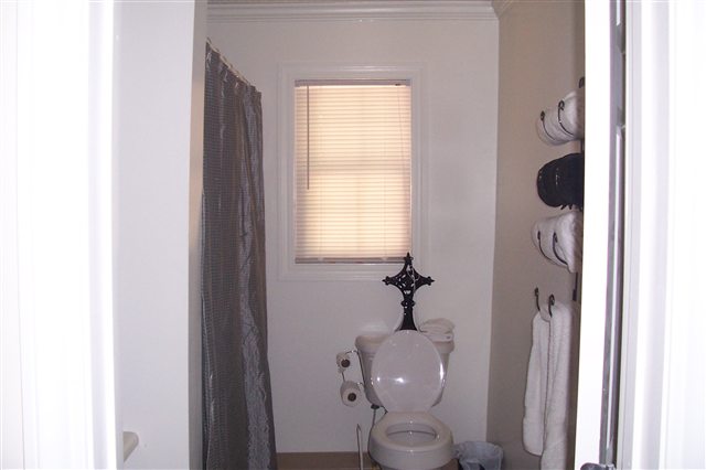 1187 Brockman McClimon Road Greer, SC 29651 - Photo 8 of 18 Gallery Image 8