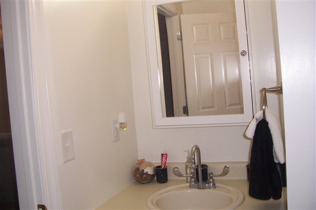 1187 Brockman McClimon Road Greer, SC 29651 - Photo 9 of 18 Gallery Image 9