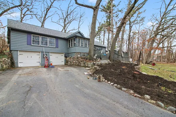 $415,000 | 940 Leidich Street, Lake Orion, MI 48362