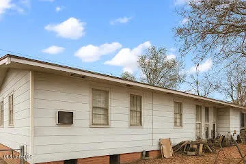 $77,000 | 2914 Oak Forest Drive, Jackson, MS 39212