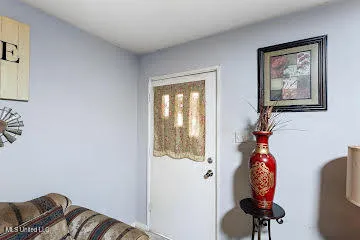 $135,000 | 2914 Oak Forest Drive, Jackson, MS 39212