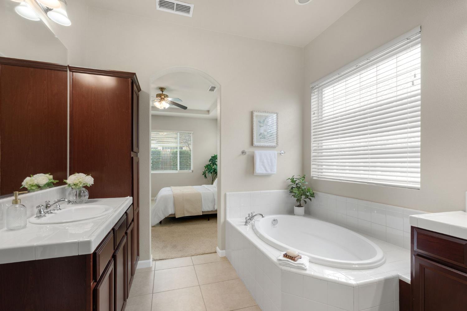 9304 Fife Ranch Way Elk Grove, CA 95624 - Photo 27 of 55