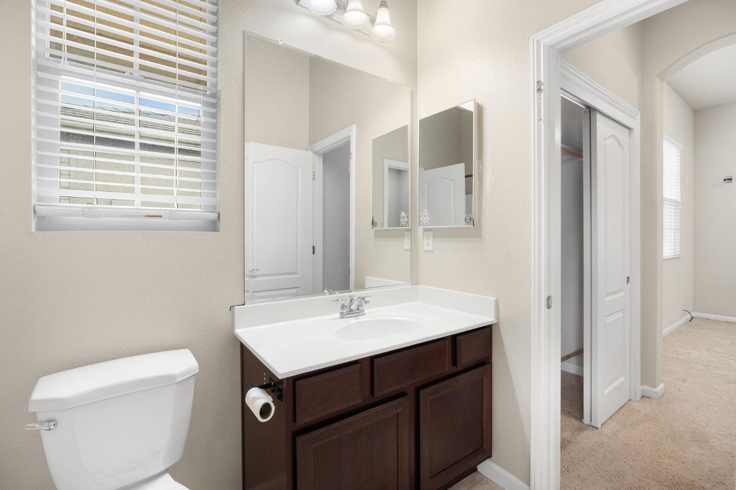 9304 Fife Ranch Way Elk Grove, CA 95624 - Photo 36 of 55