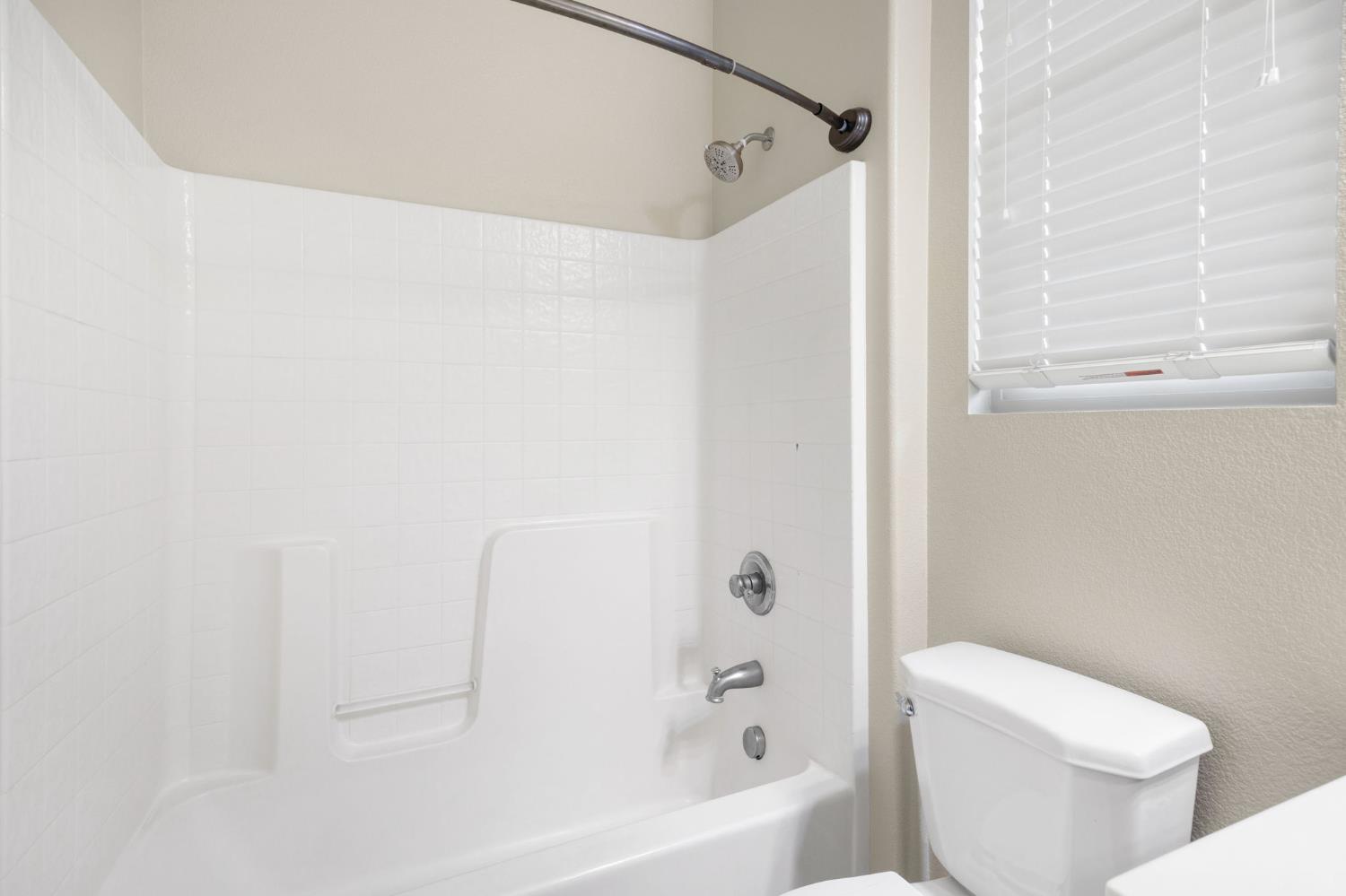 9304 Fife Ranch Way Elk Grove, CA 95624 - Photo 38 of 55