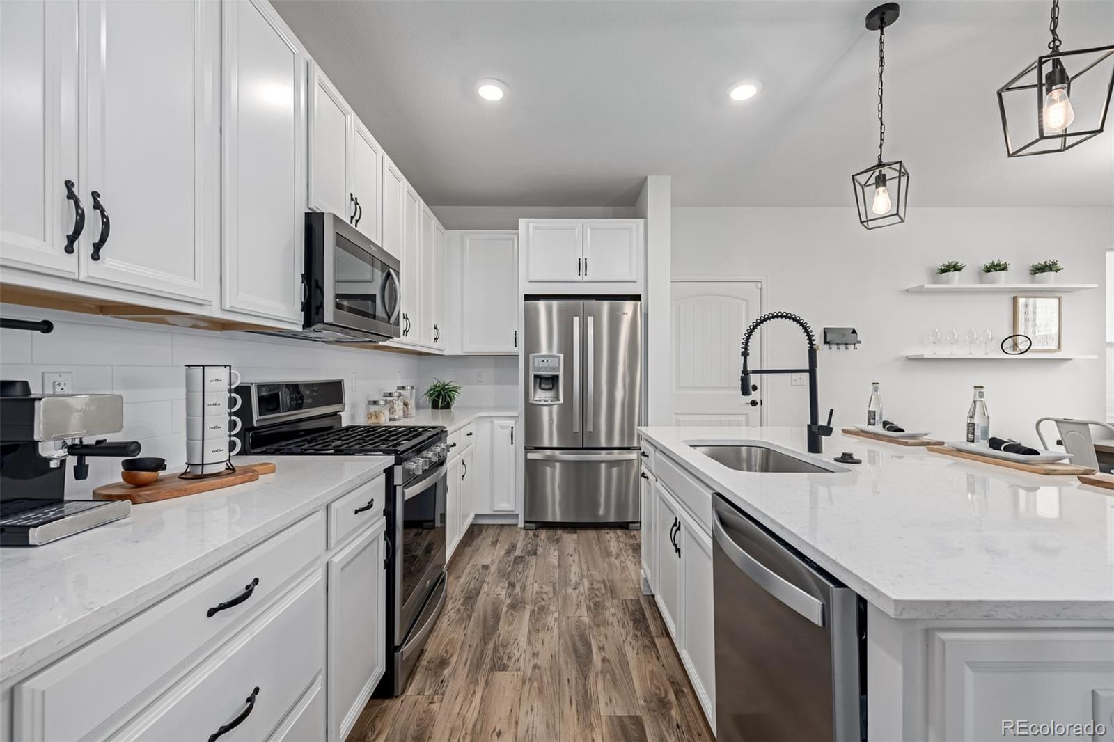 13860 Ash Circle Thornton, CO 80602 - Photo 11 of 42