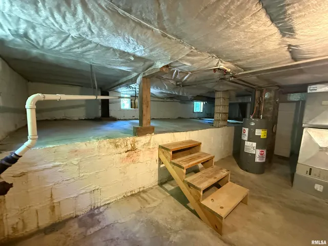 $145,000 | 1312 West Sycamore Street, Carbondale, IL 62901