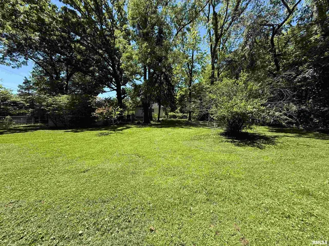 $145,000 | 1312 West Sycamore Street, Carbondale, IL 62901