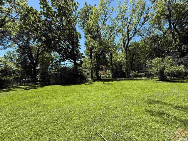 $145,000 | 1312 West Sycamore Street, Carbondale, IL 62901