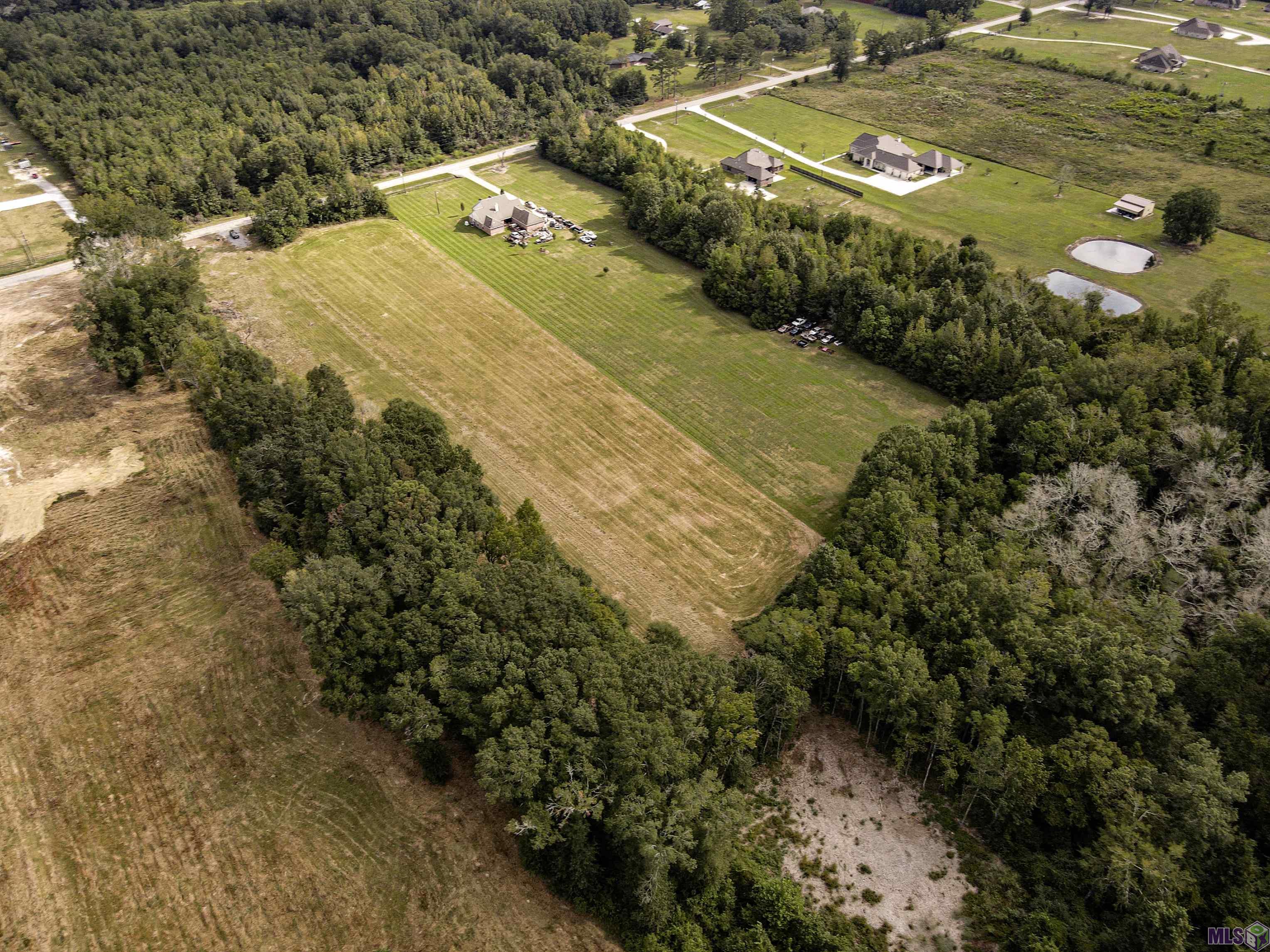 1128 Heck Young Road Baker, LA 70714 - Photo 6 of 15