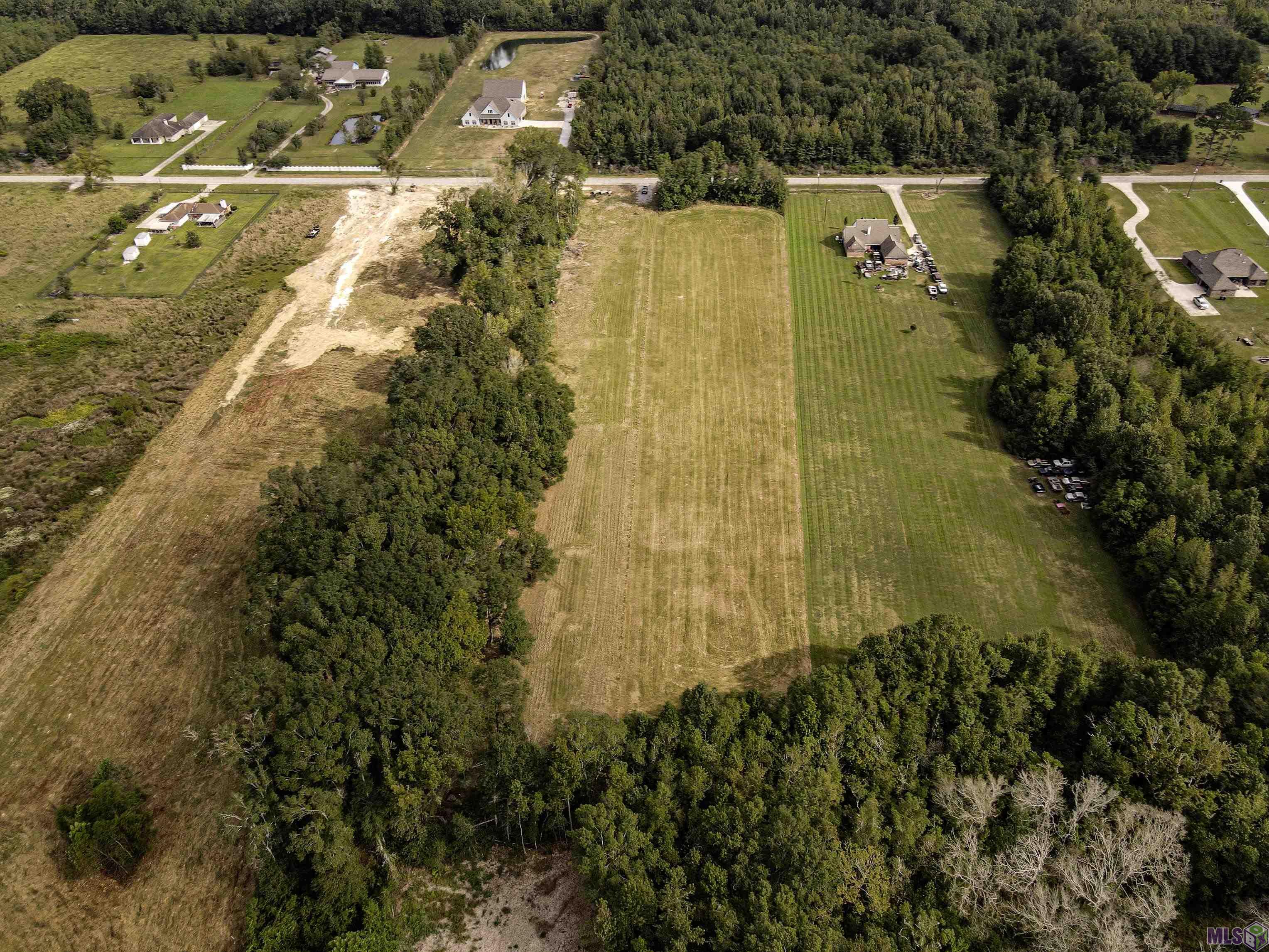 1128 Heck Young Road Baker, LA 70714 - Photo 7 of 15